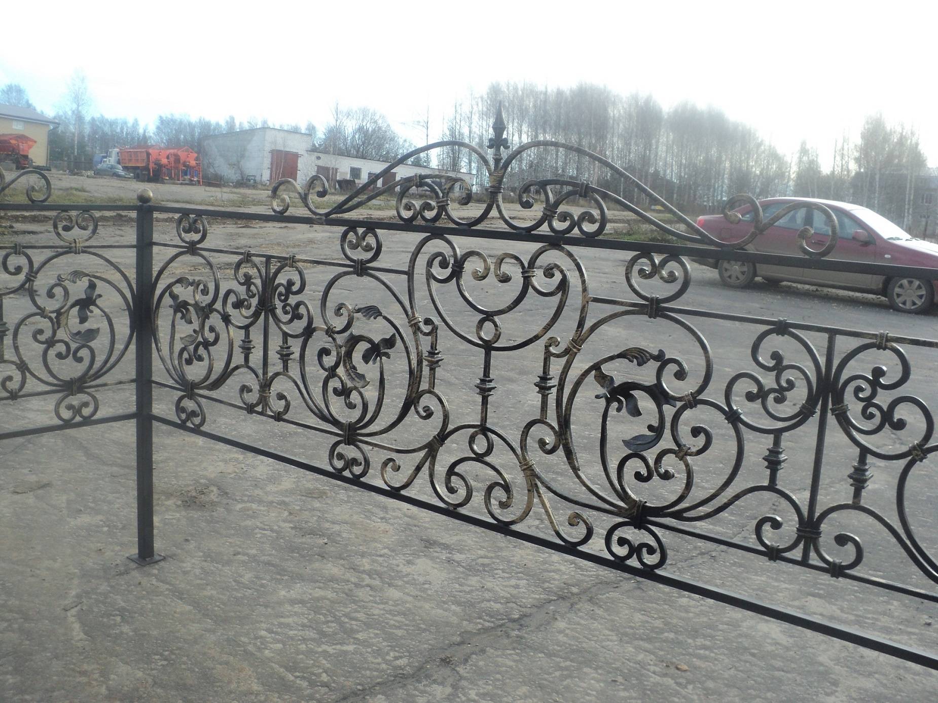 Оградки холодная ковка на кладбище 2.5 на 3 метра в Хабаровске